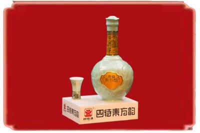 通化市烟酒回收四特酒.jpg